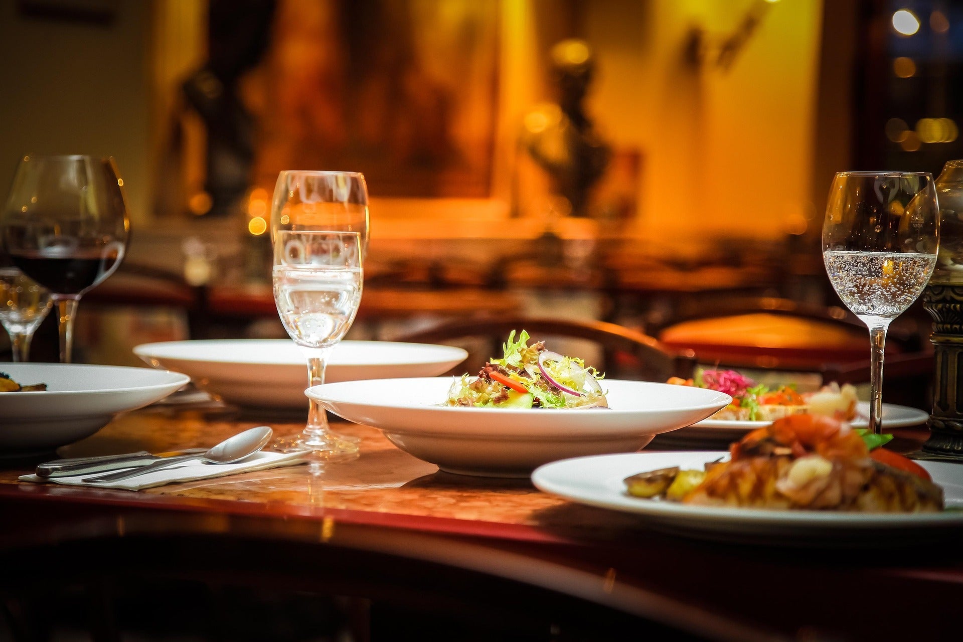 Why Every Restaurant Needs a Vacuum Sealer: Save Costs &amp; Boost Efficiency
